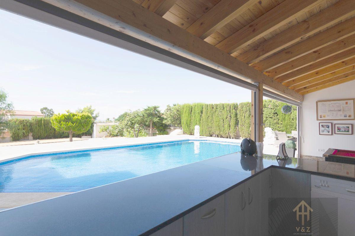 Zu verkaufen von chalet in
 Alicante