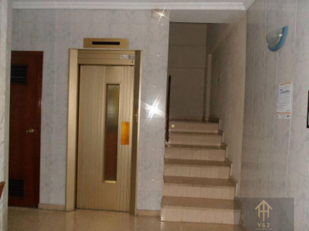 For sale of apartment in Alicante