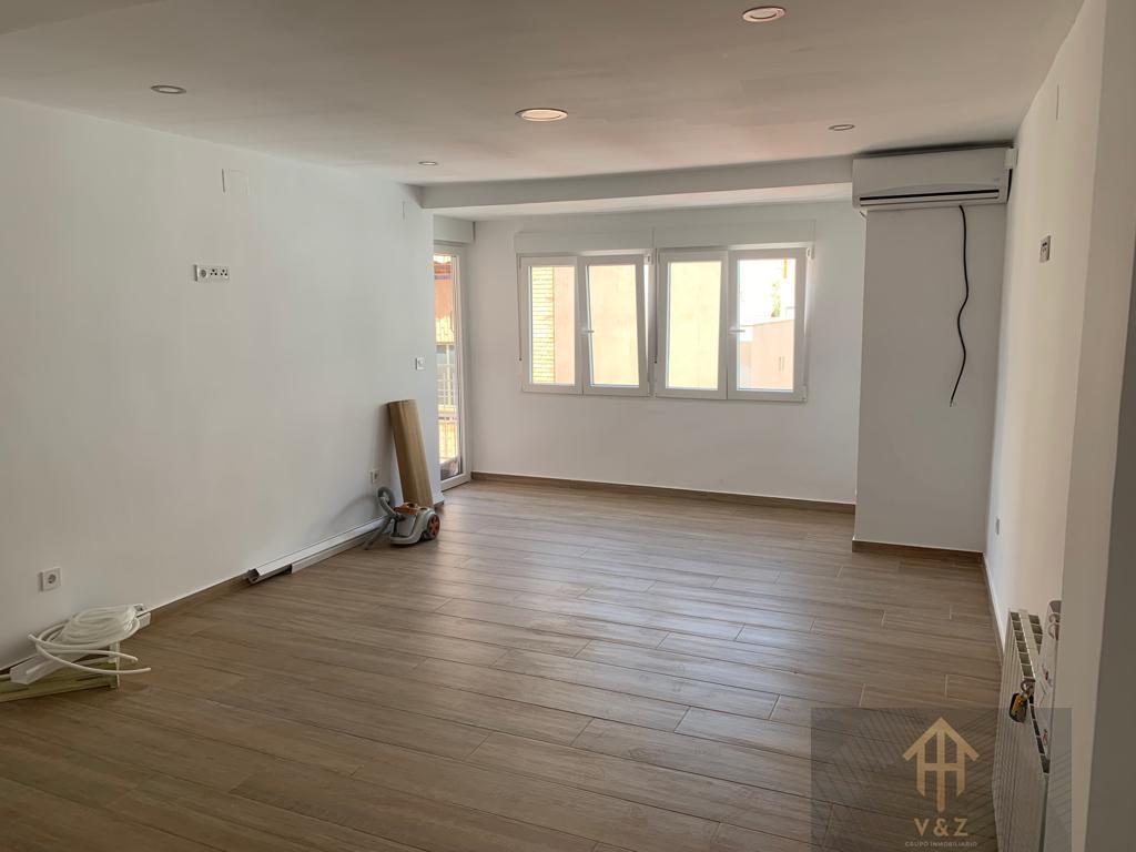 Zu verkaufen von wohnung in
 Alicante
