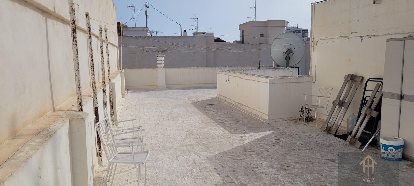 Zu verkaufen von wohnung in
 Alicante