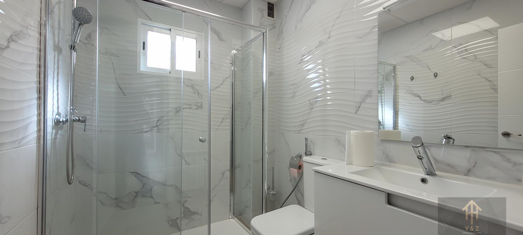 Zu verkaufen von wohnung in
 Alicante