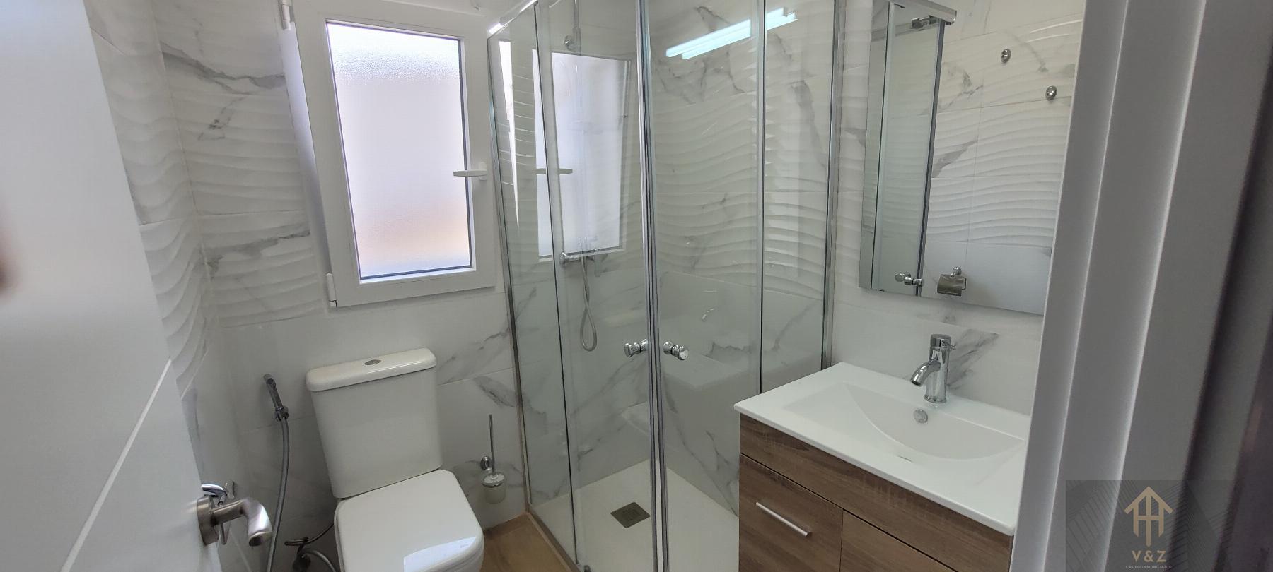 Zu verkaufen von wohnung in
 Alicante