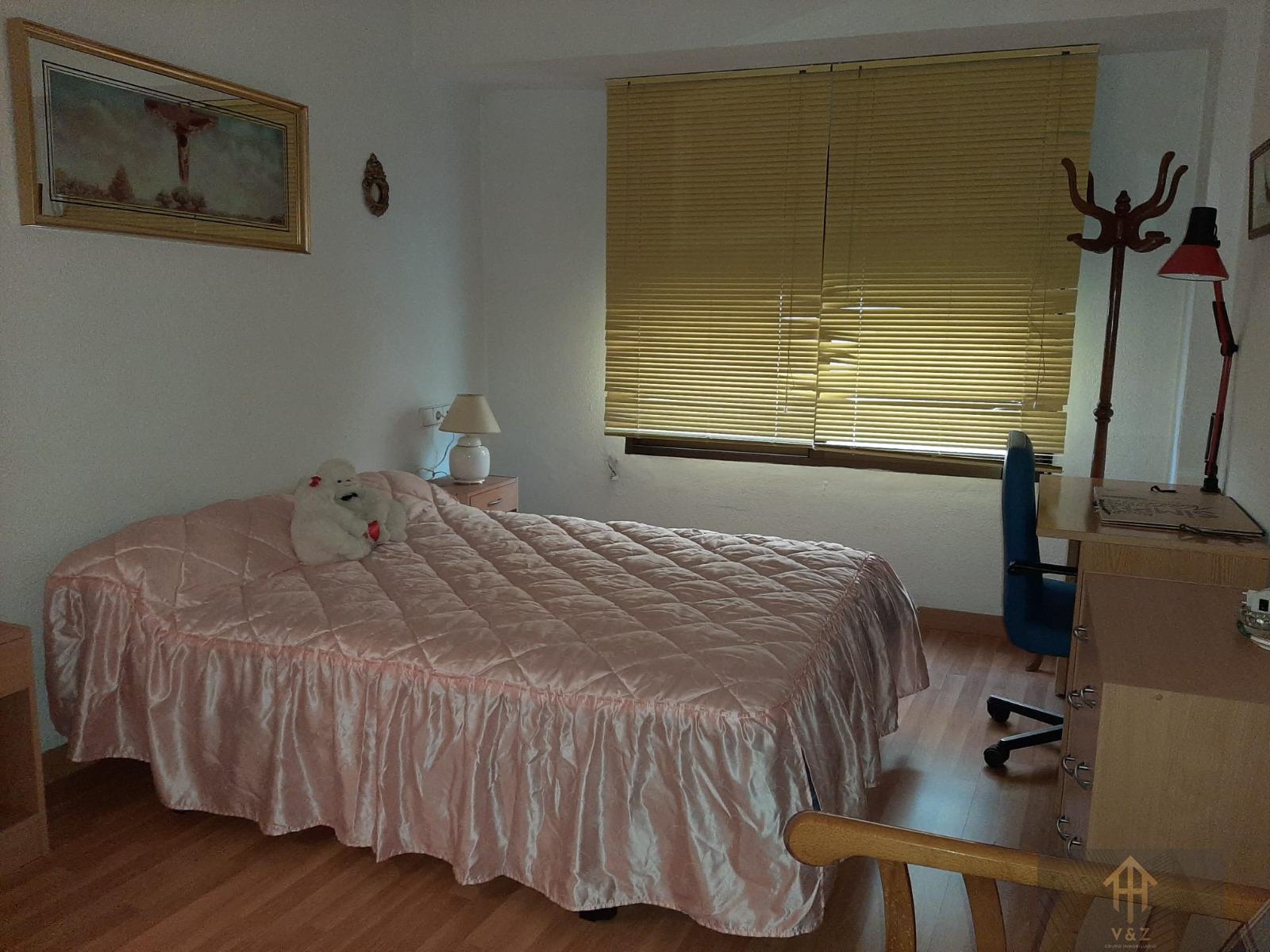 Продажа от

 Квартира на Alicante
