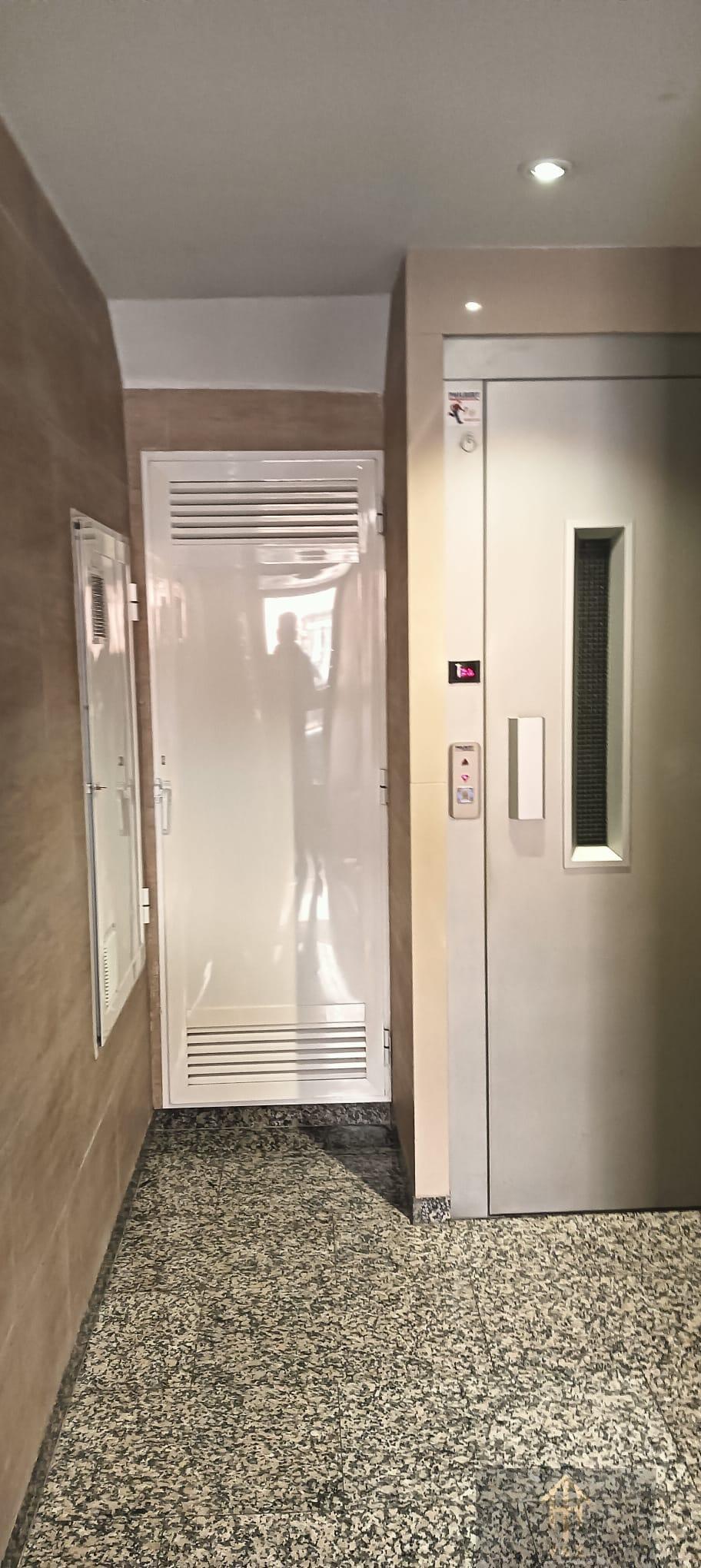 For sale of apartment in Elda