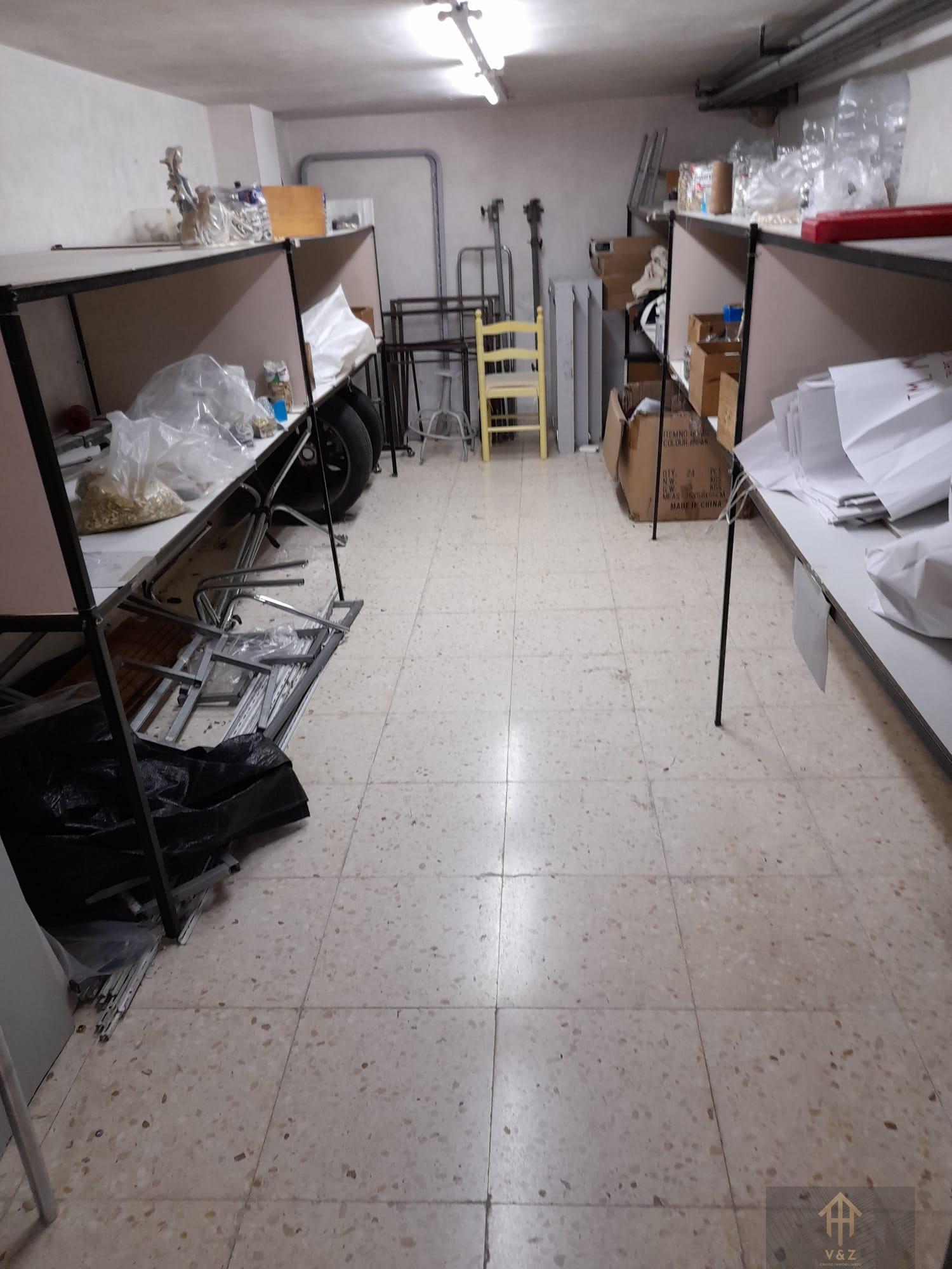 For sale of premises in Alicante