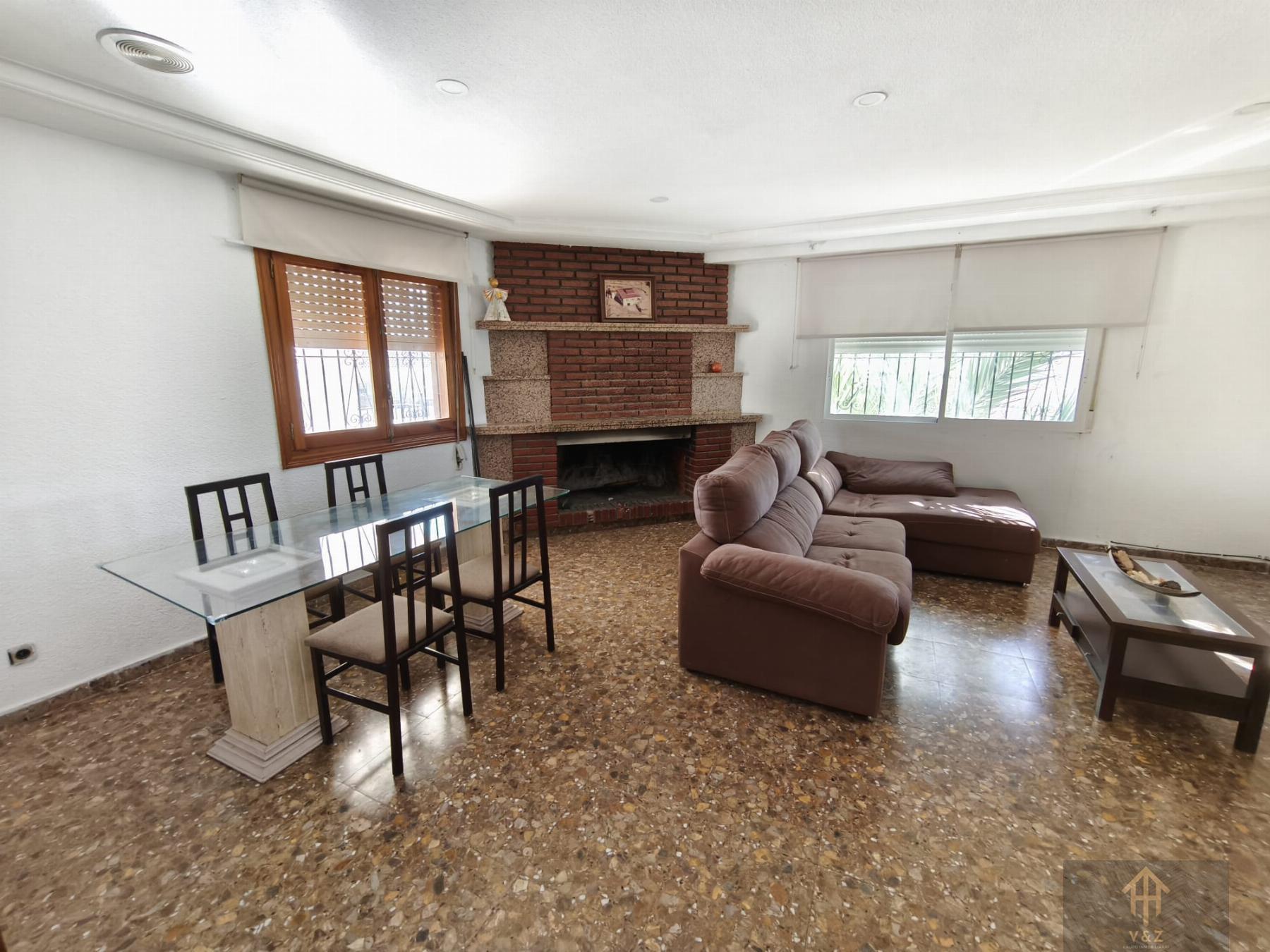 For sale of chalet in Alicante