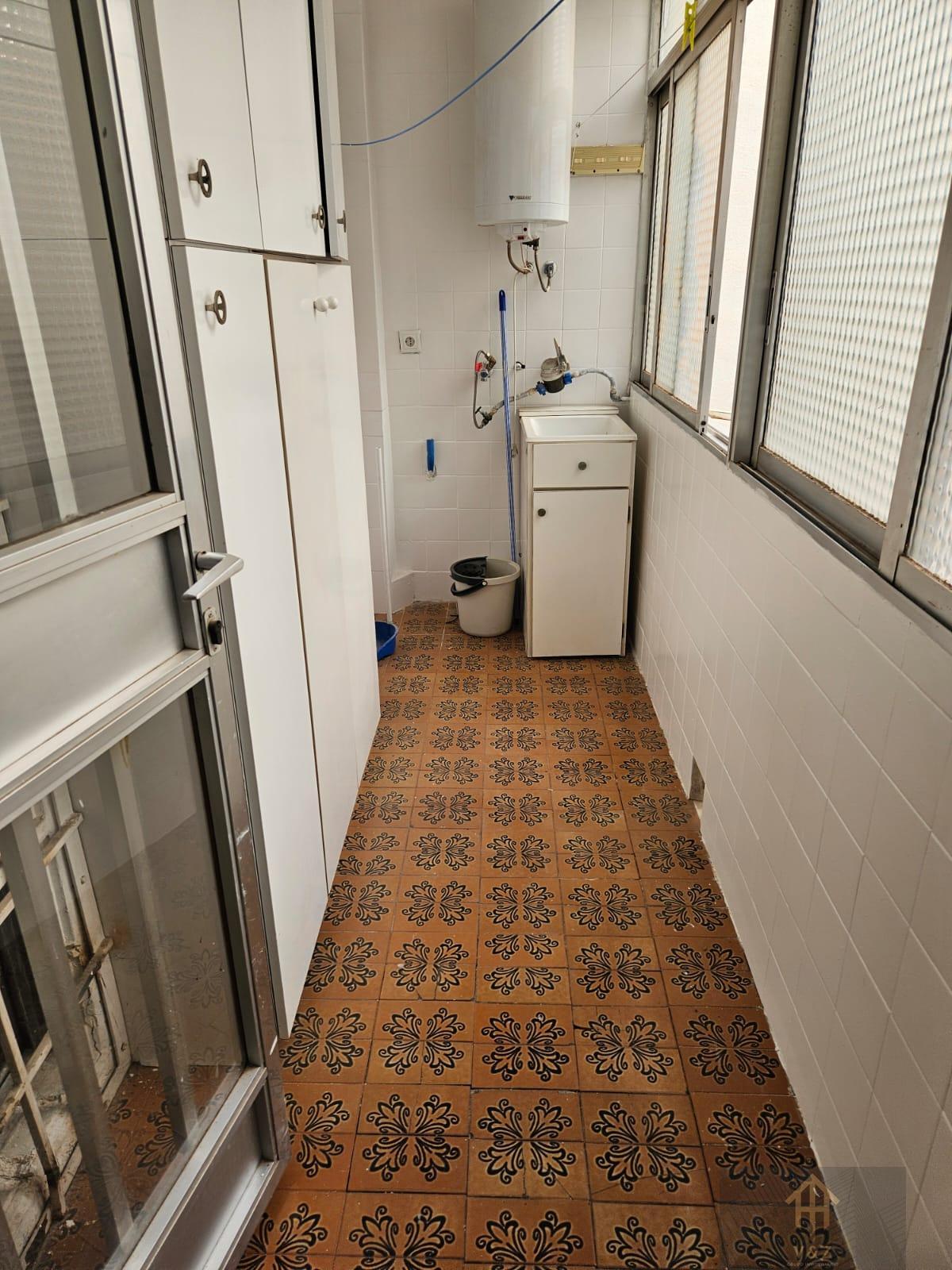 For sale of apartment in Alicante