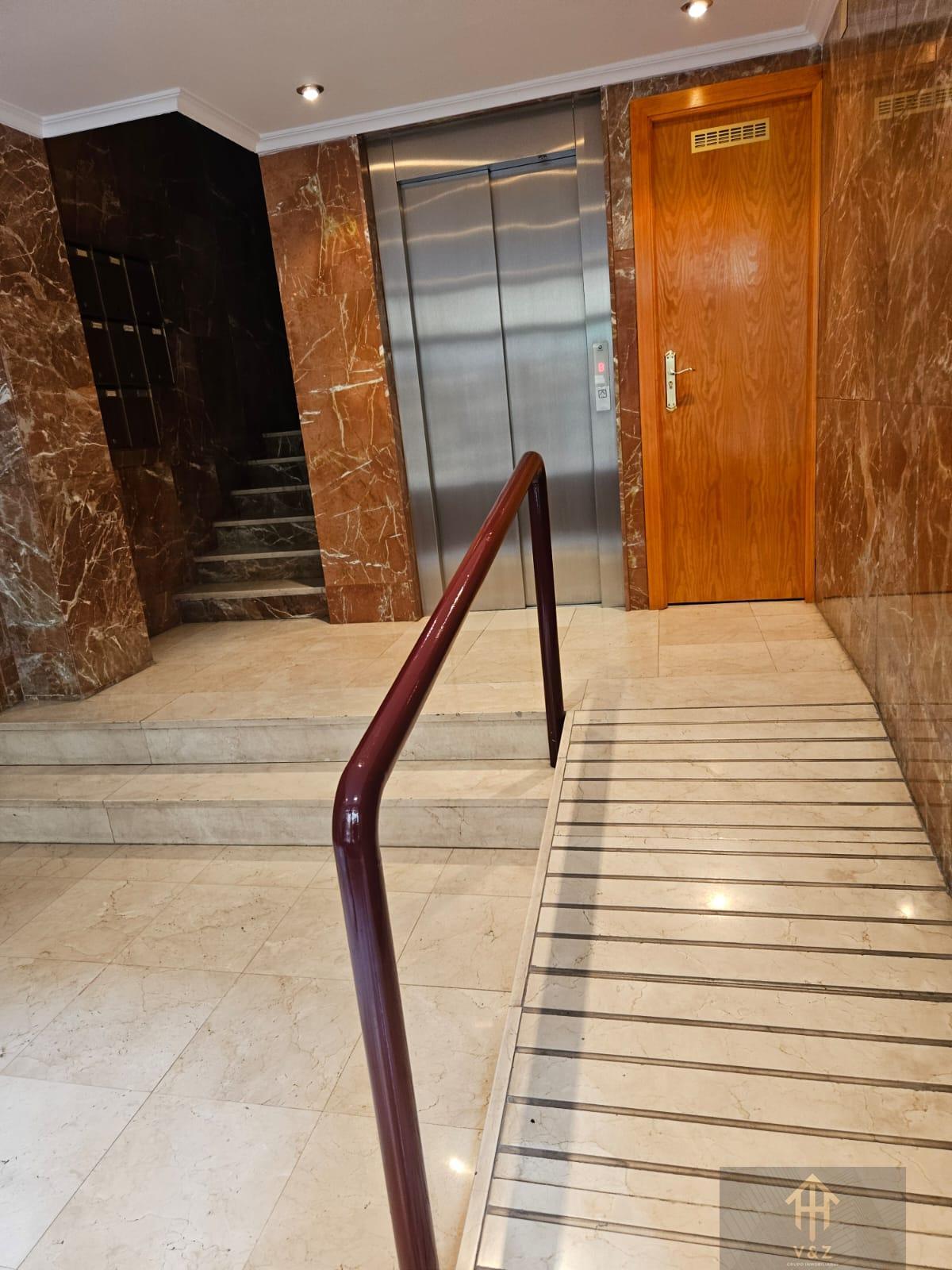 For sale of apartment in Alicante