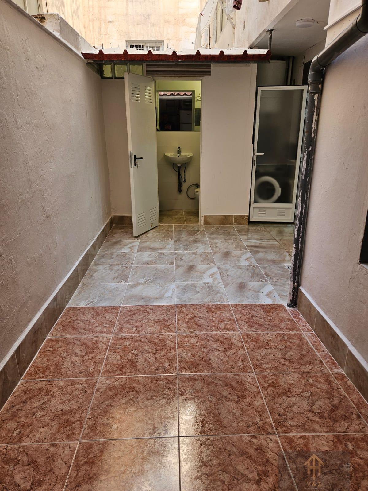 For sale of apartment in Alicante