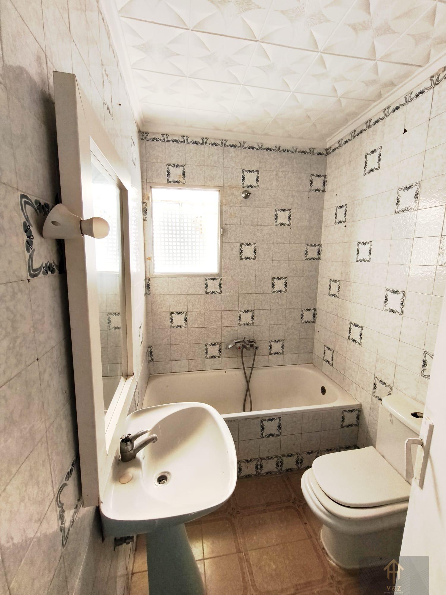 For sale of apartment in Elda