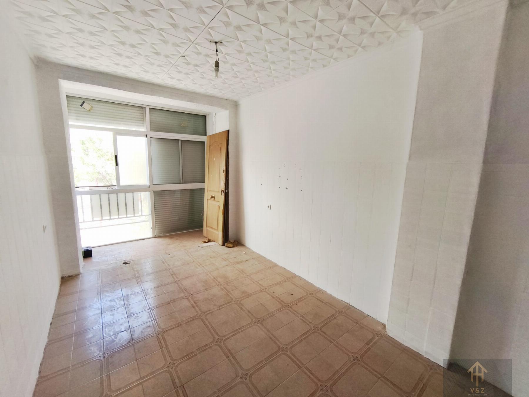 For sale of apartment in Elda