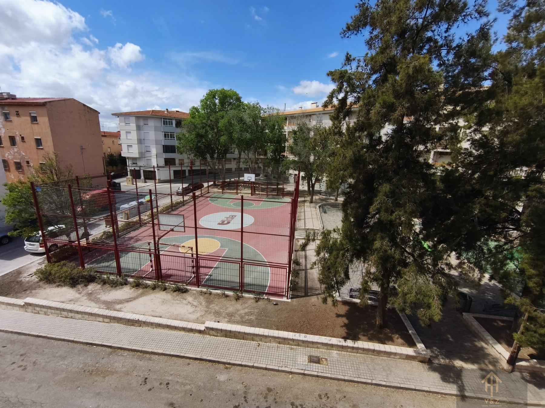 For sale of apartment in Elda