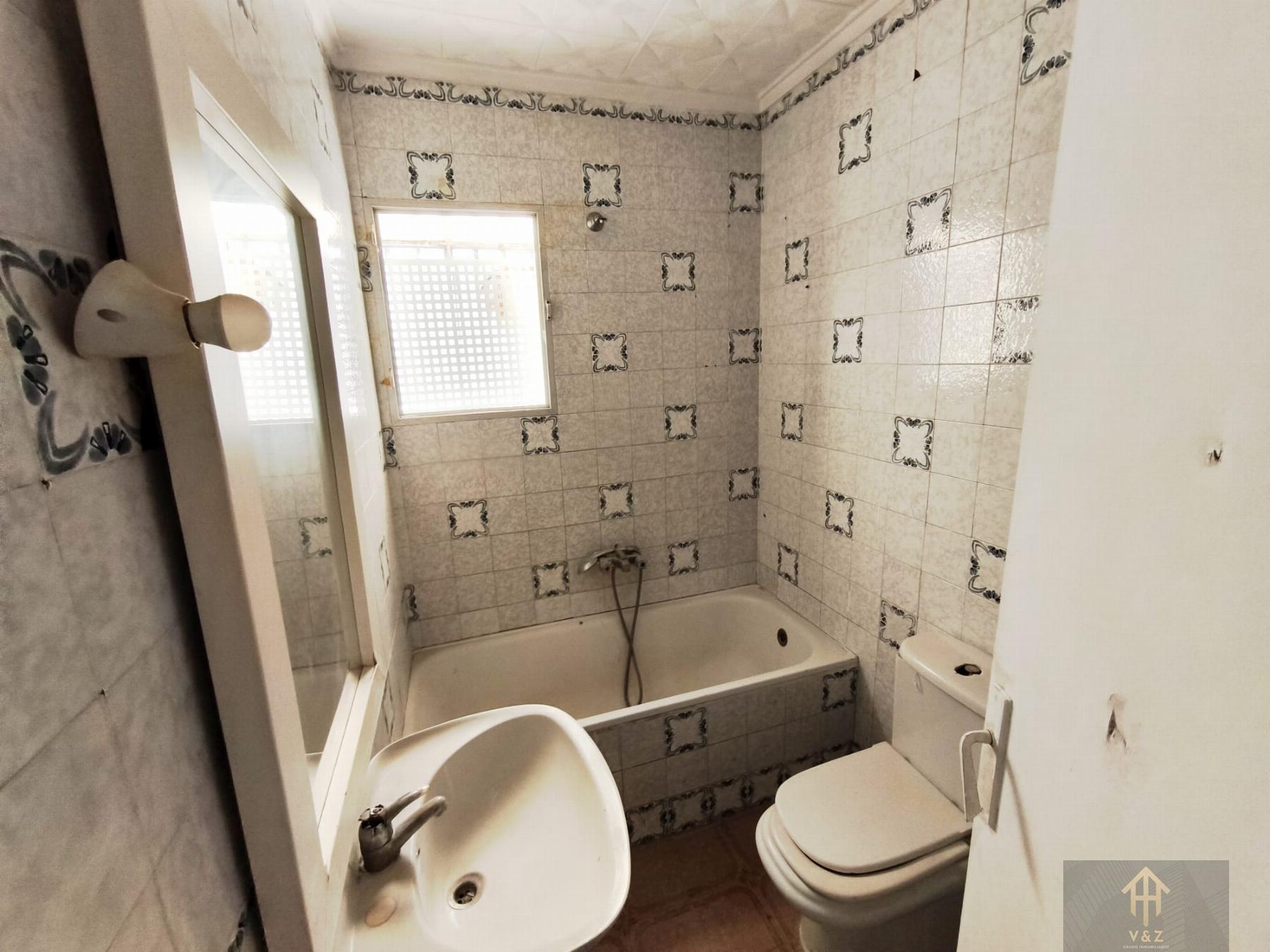 For sale of apartment in Elda