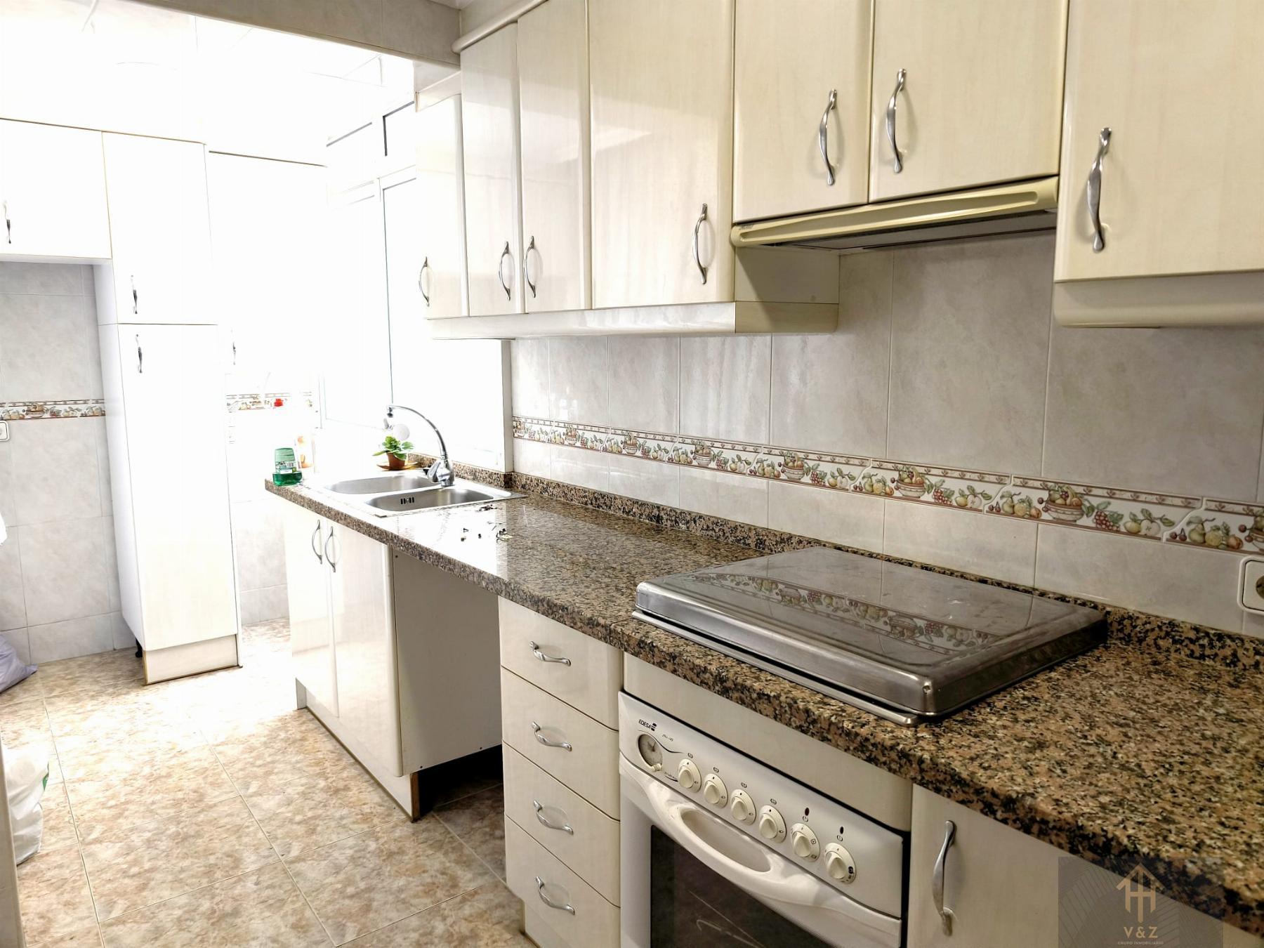 For sale of apartment in Alicante