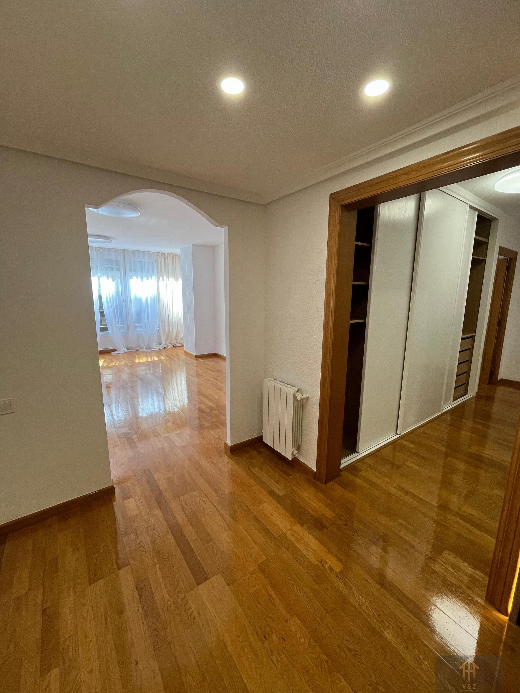For sale of apartment in Alicante