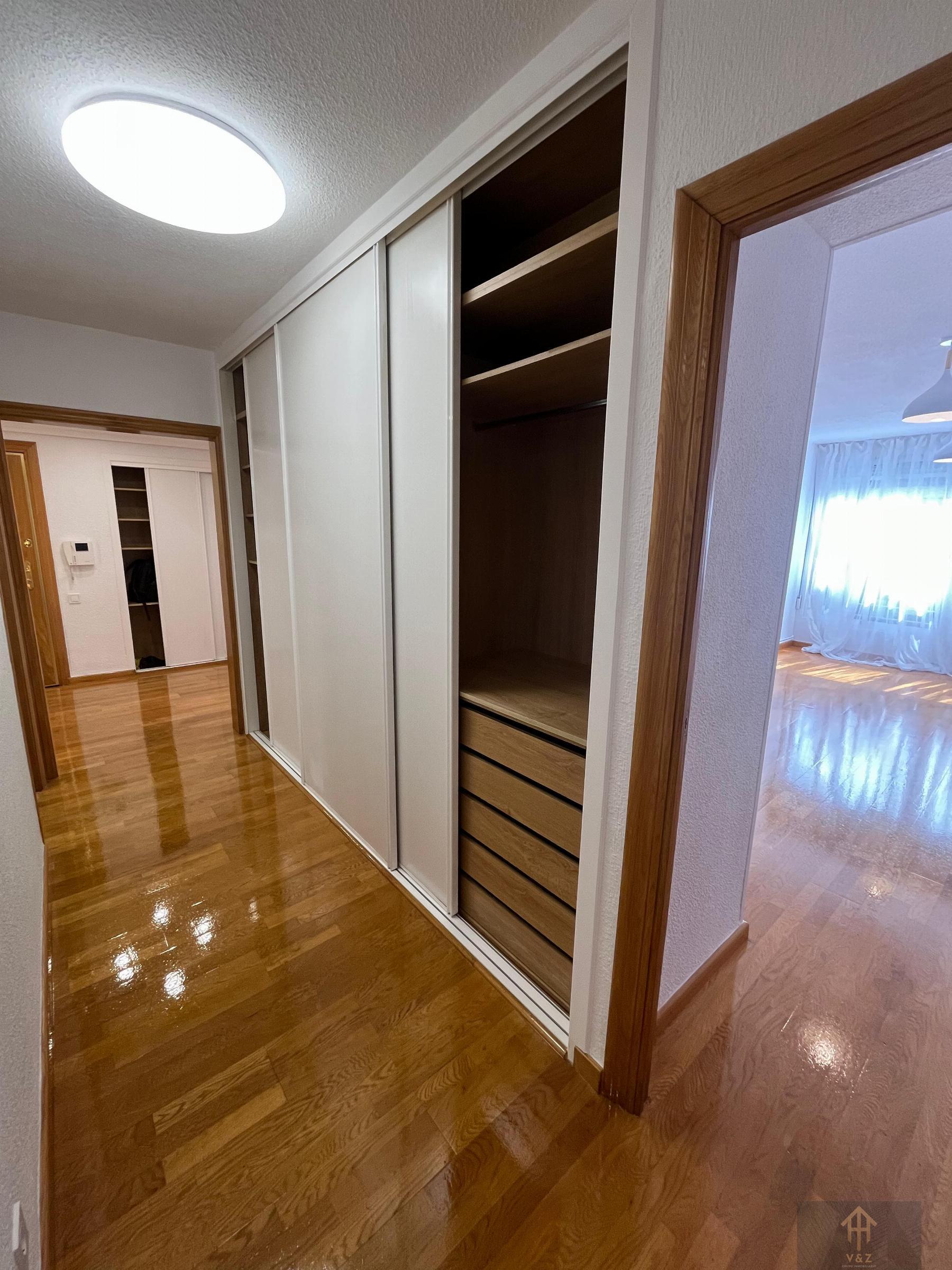 For sale of apartment in Alicante