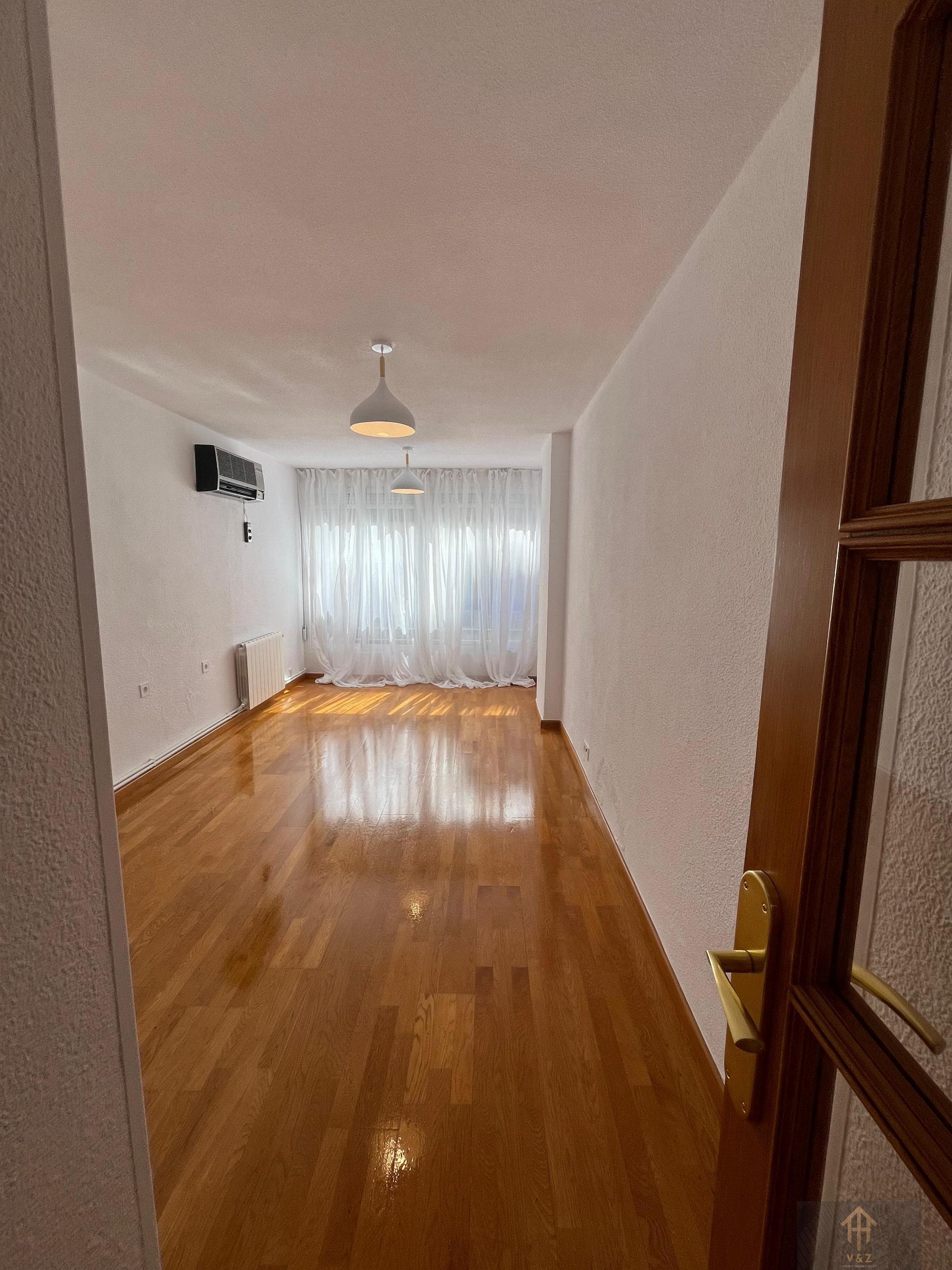 For sale of apartment in Alicante