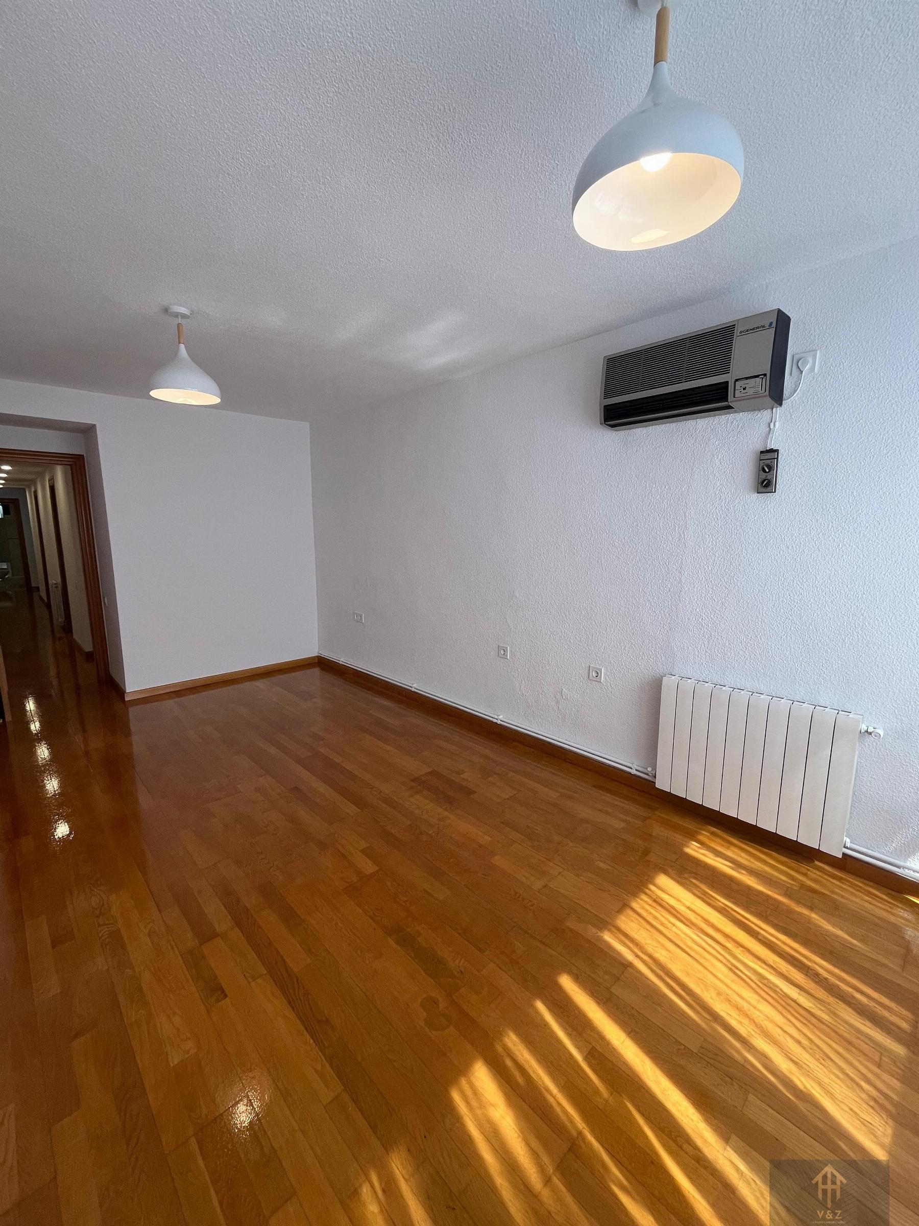 For sale of apartment in Alicante