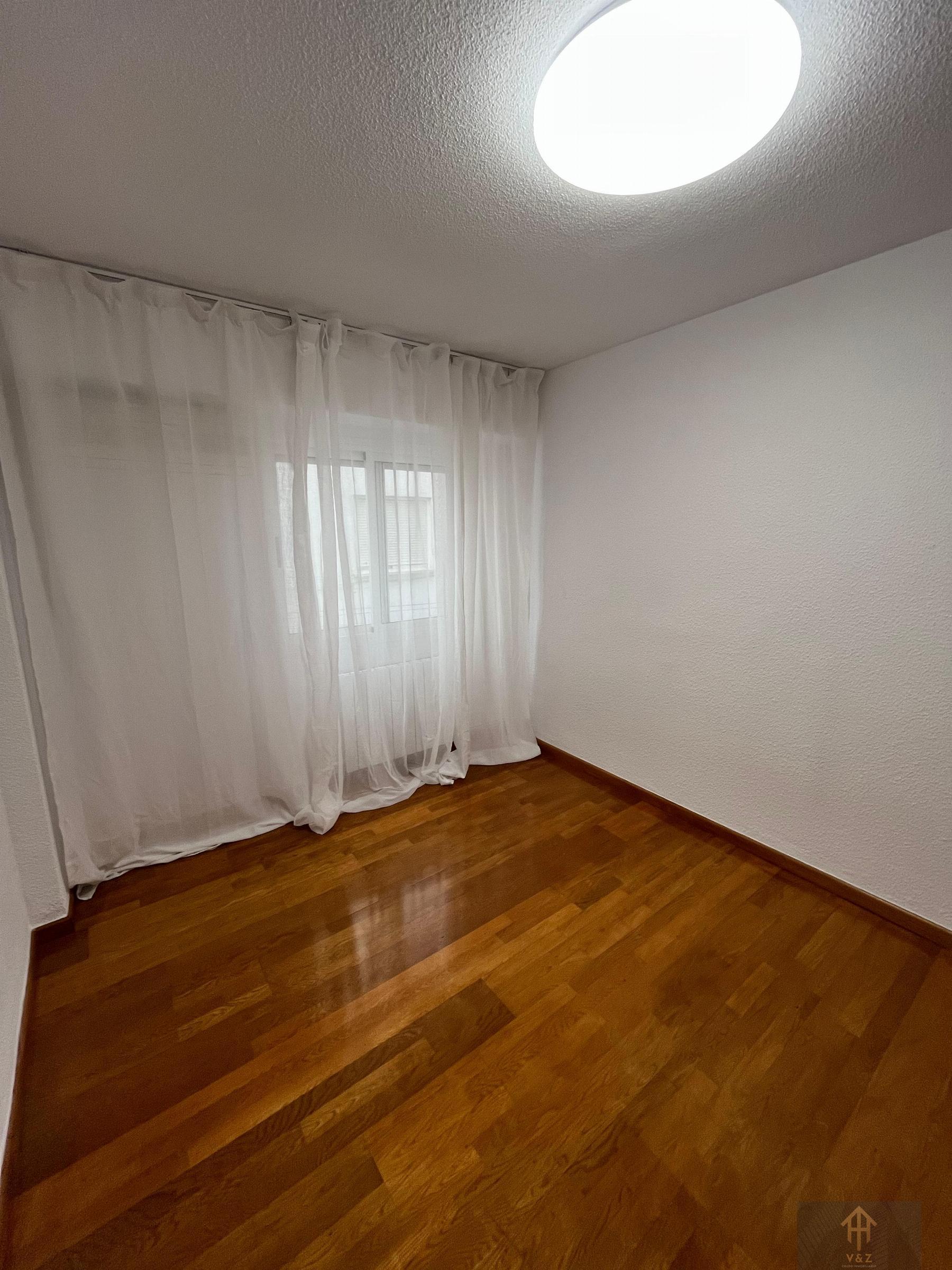 For sale of apartment in Alicante