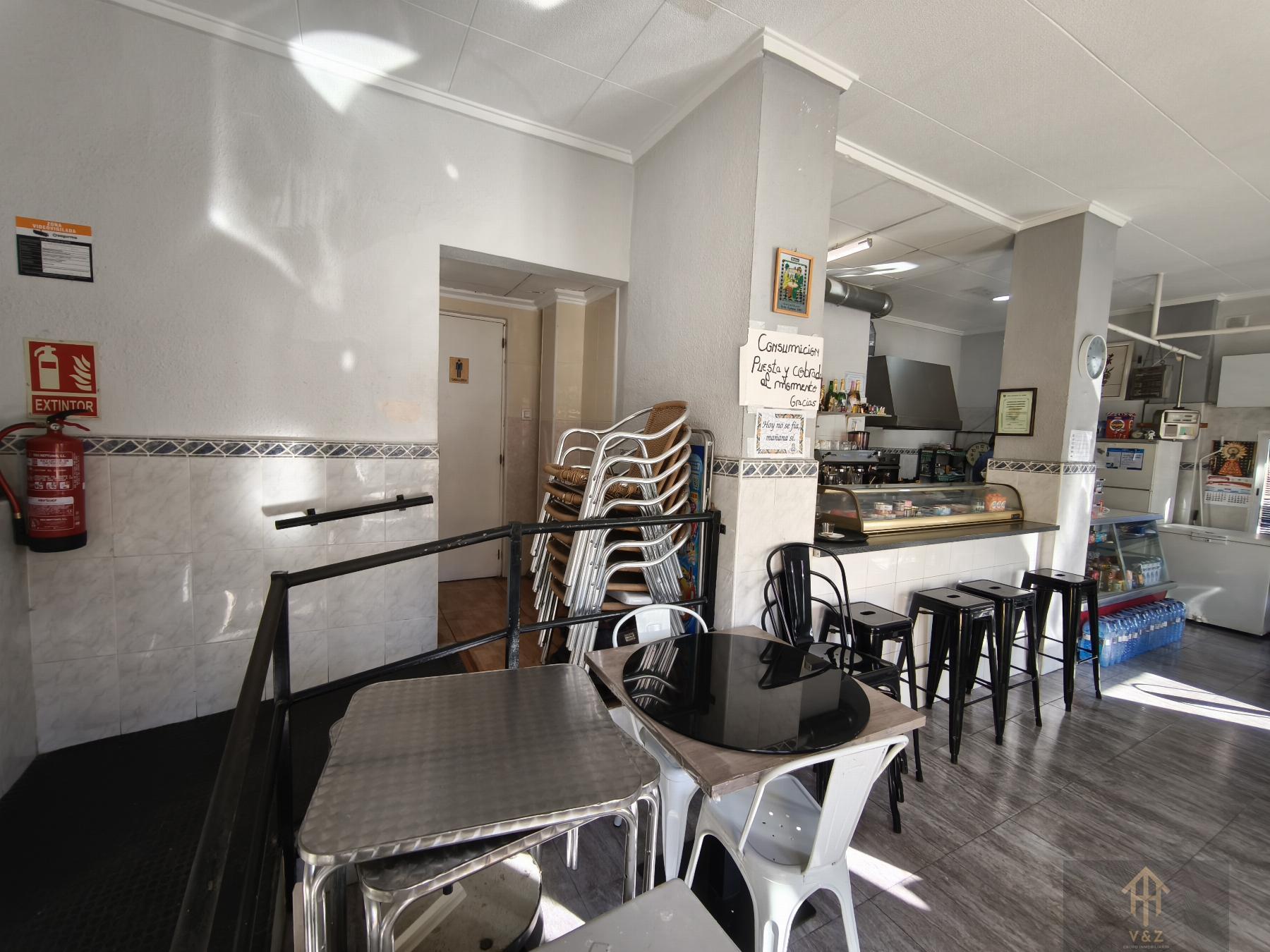 Venta de local en Petrer