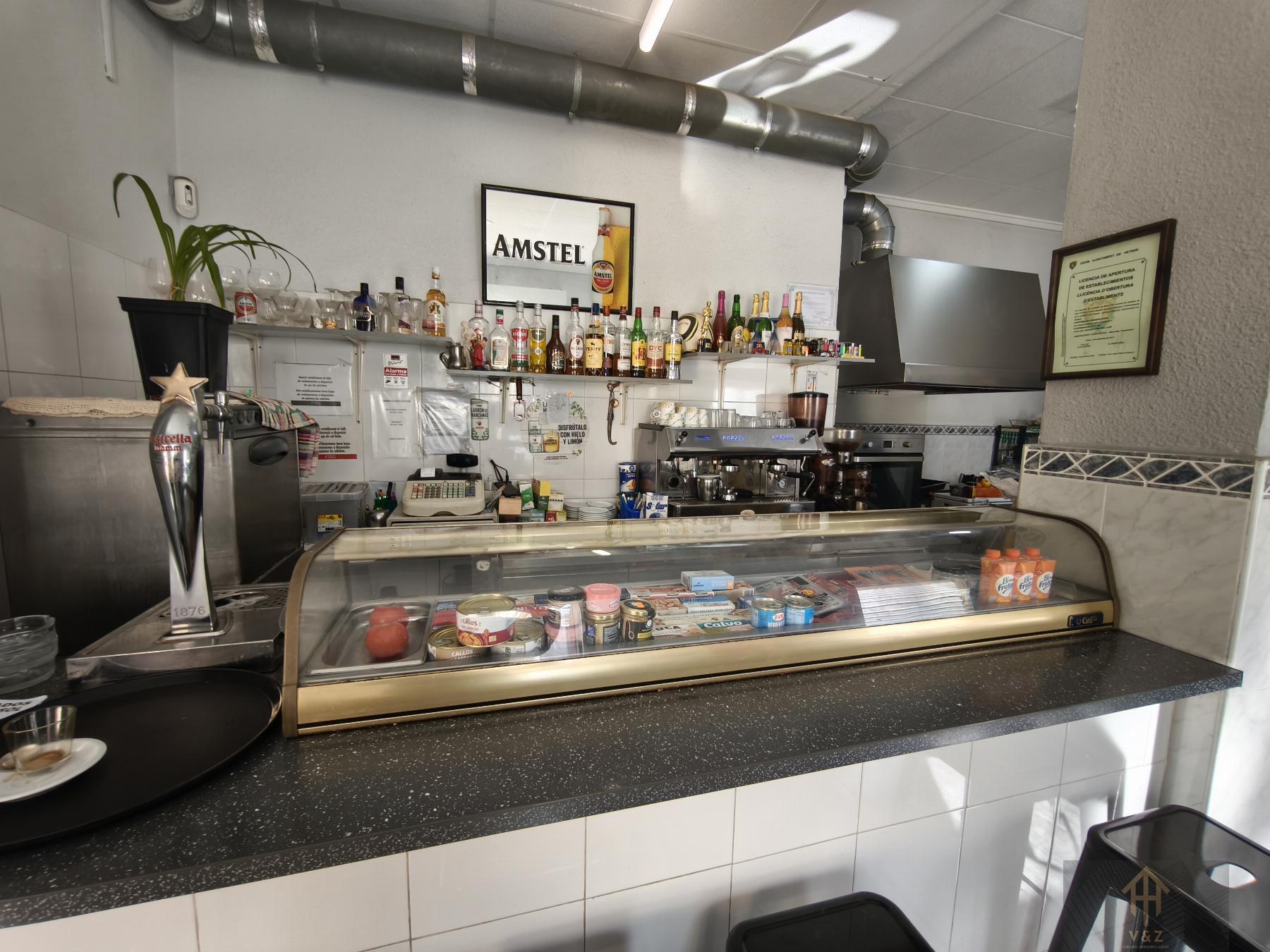 Venta de local en Petrer