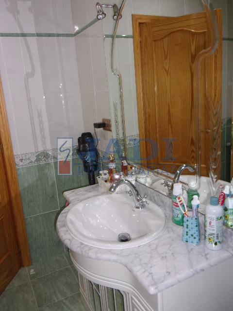Venta de casa en Valdepeñas
