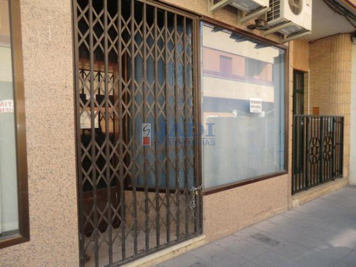 Alquiler de local comercial en Valdepeñas