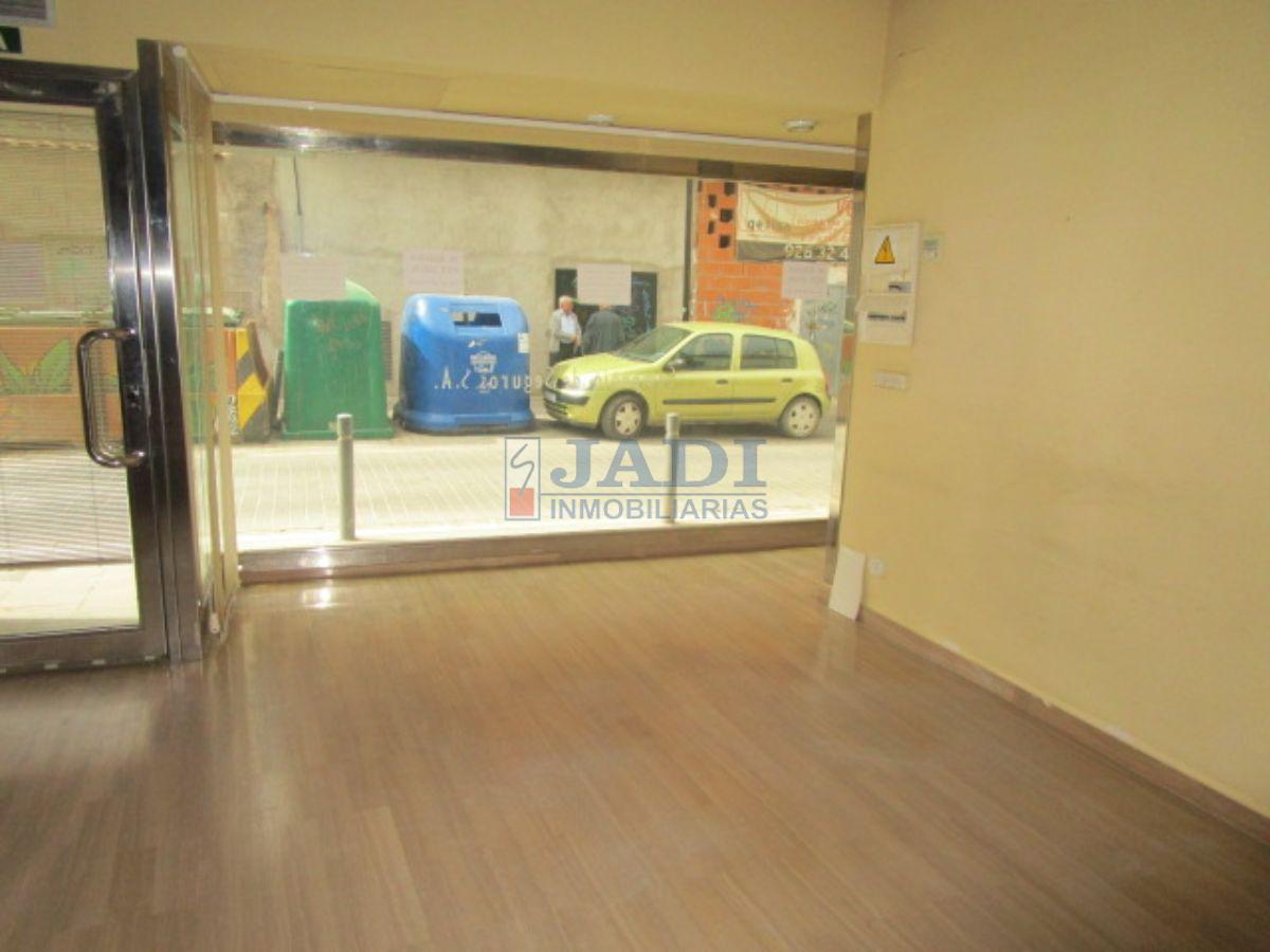 For rent of commercial in Valdepeñas