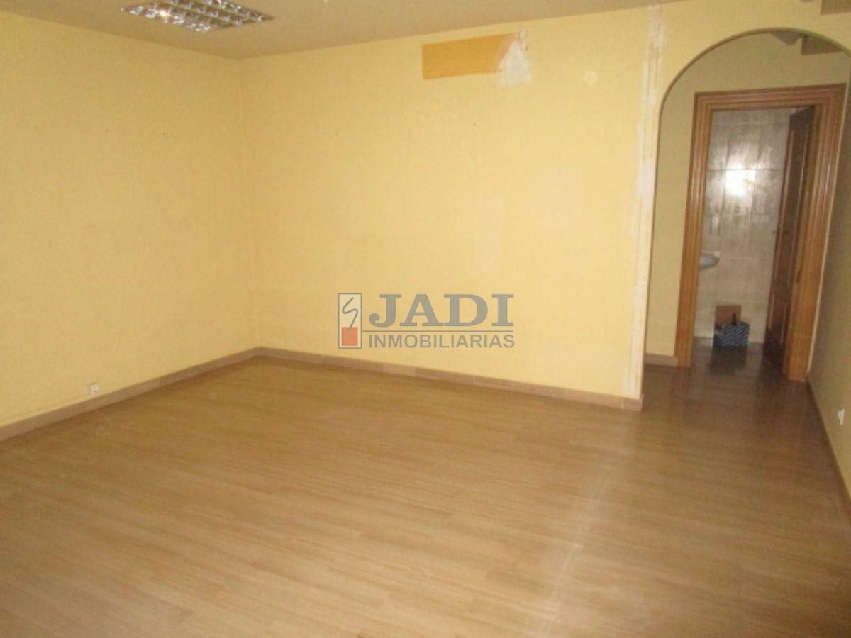 For rent of commercial in Valdepeñas