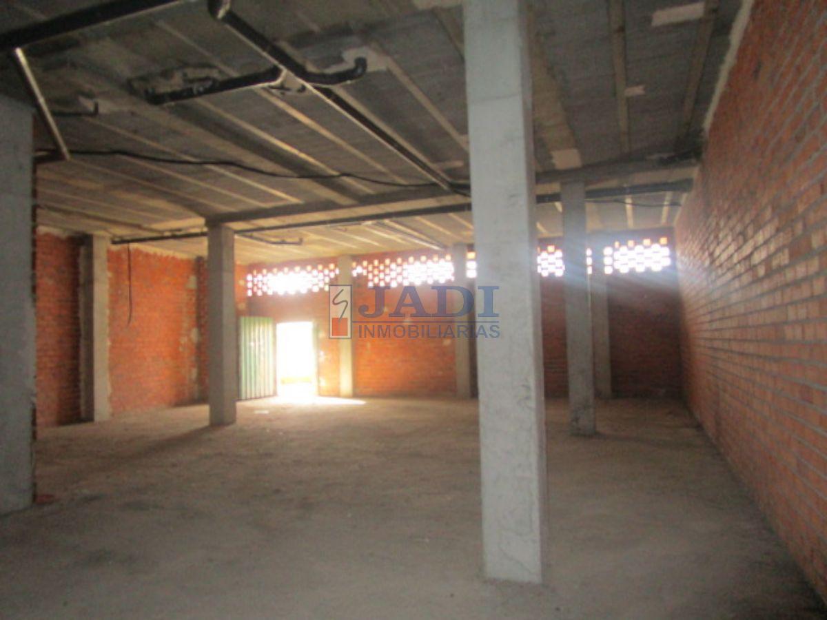 For rent of commercial in Valdepeñas