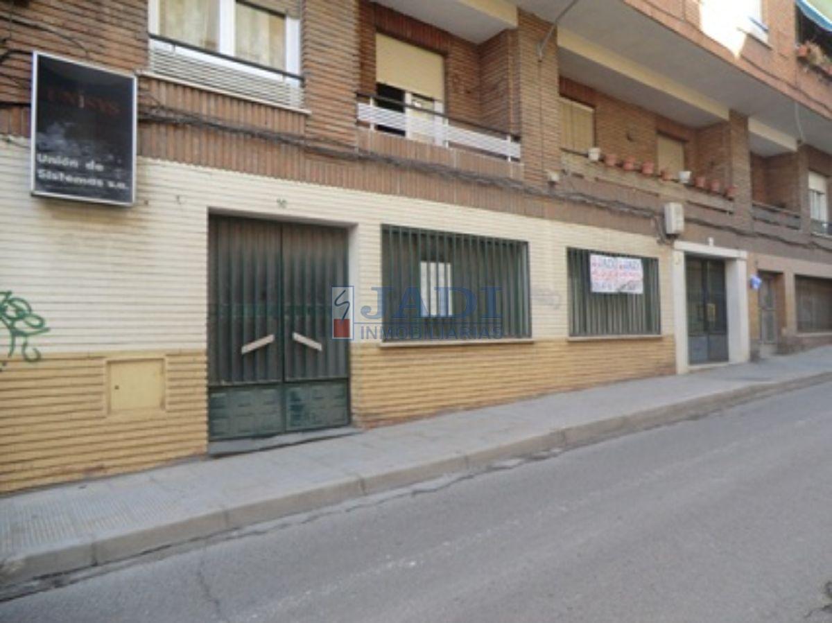 Alquiler de local comercial en Valdepeñas