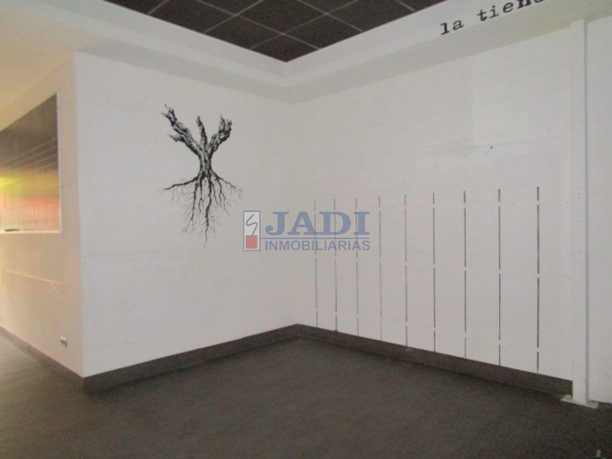For rent of commercial in Valdepeñas