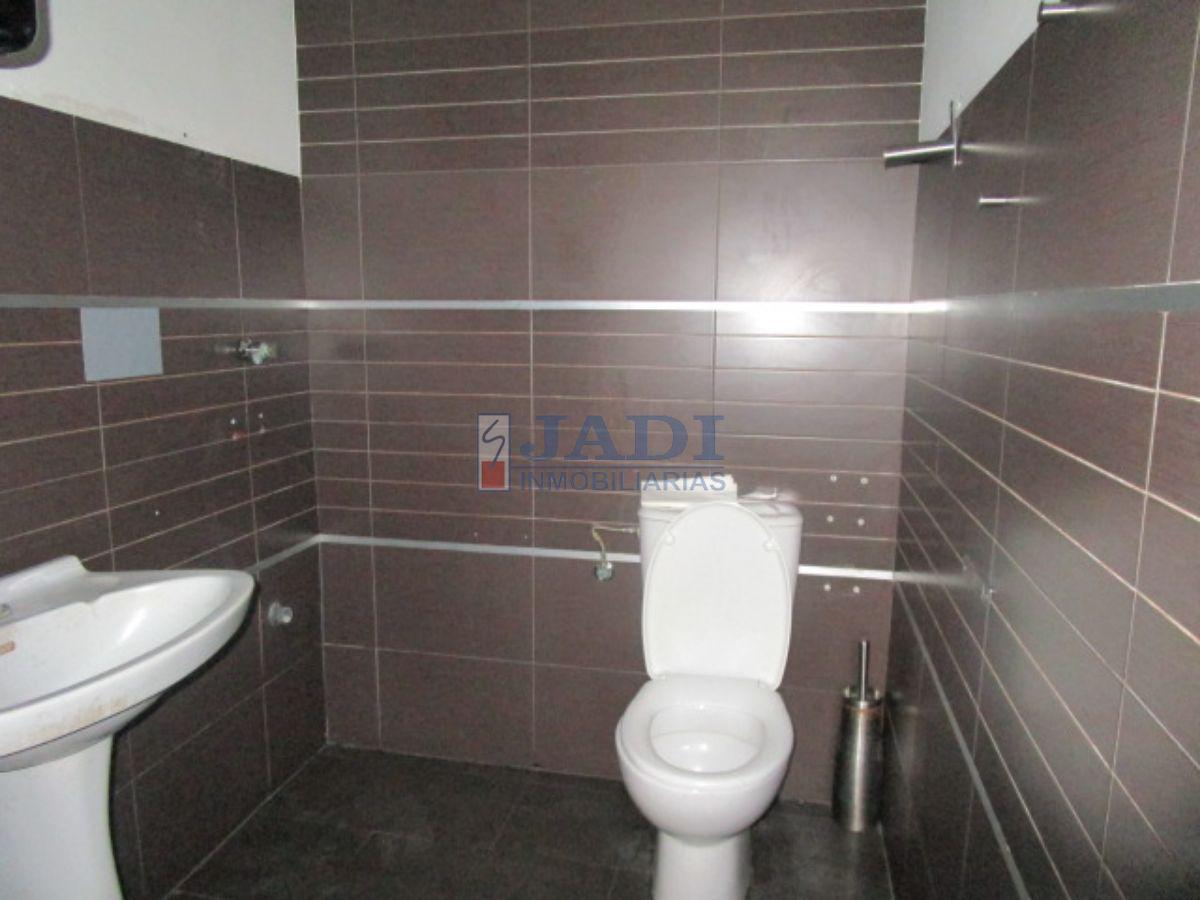 For rent of commercial in Valdepeñas