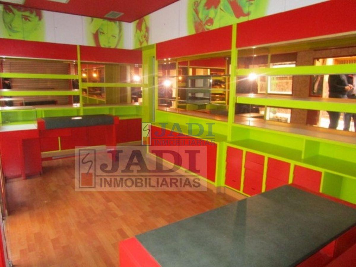 Alquiler de local en Valdepeñas