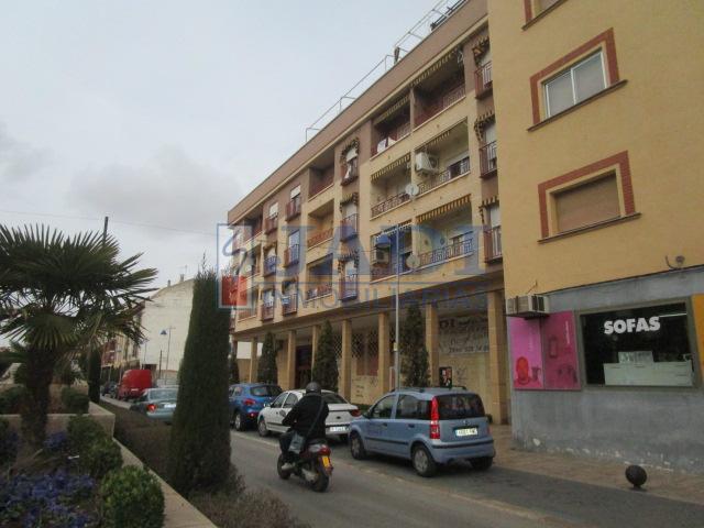 Venta de local en Valdepeñas