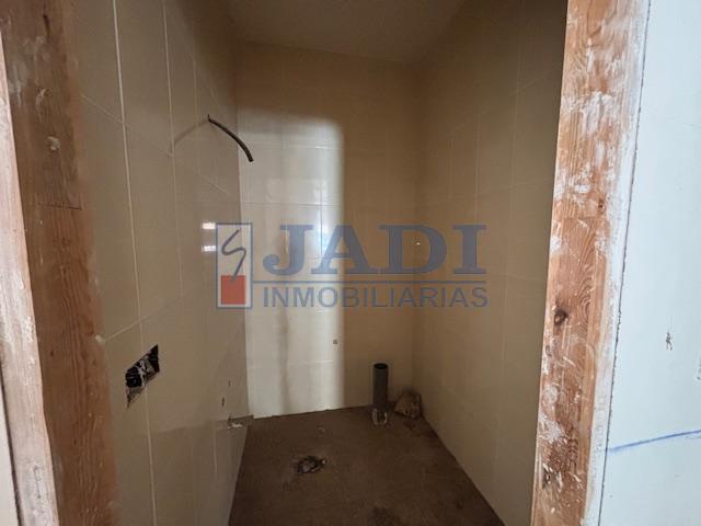 Venta de local en Valdepeñas