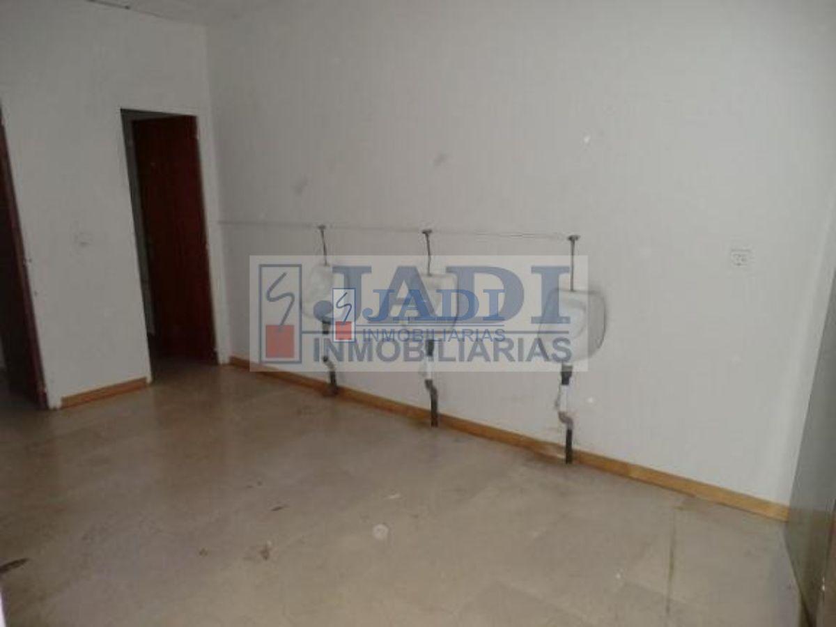 For rent of commercial in Valdepeñas