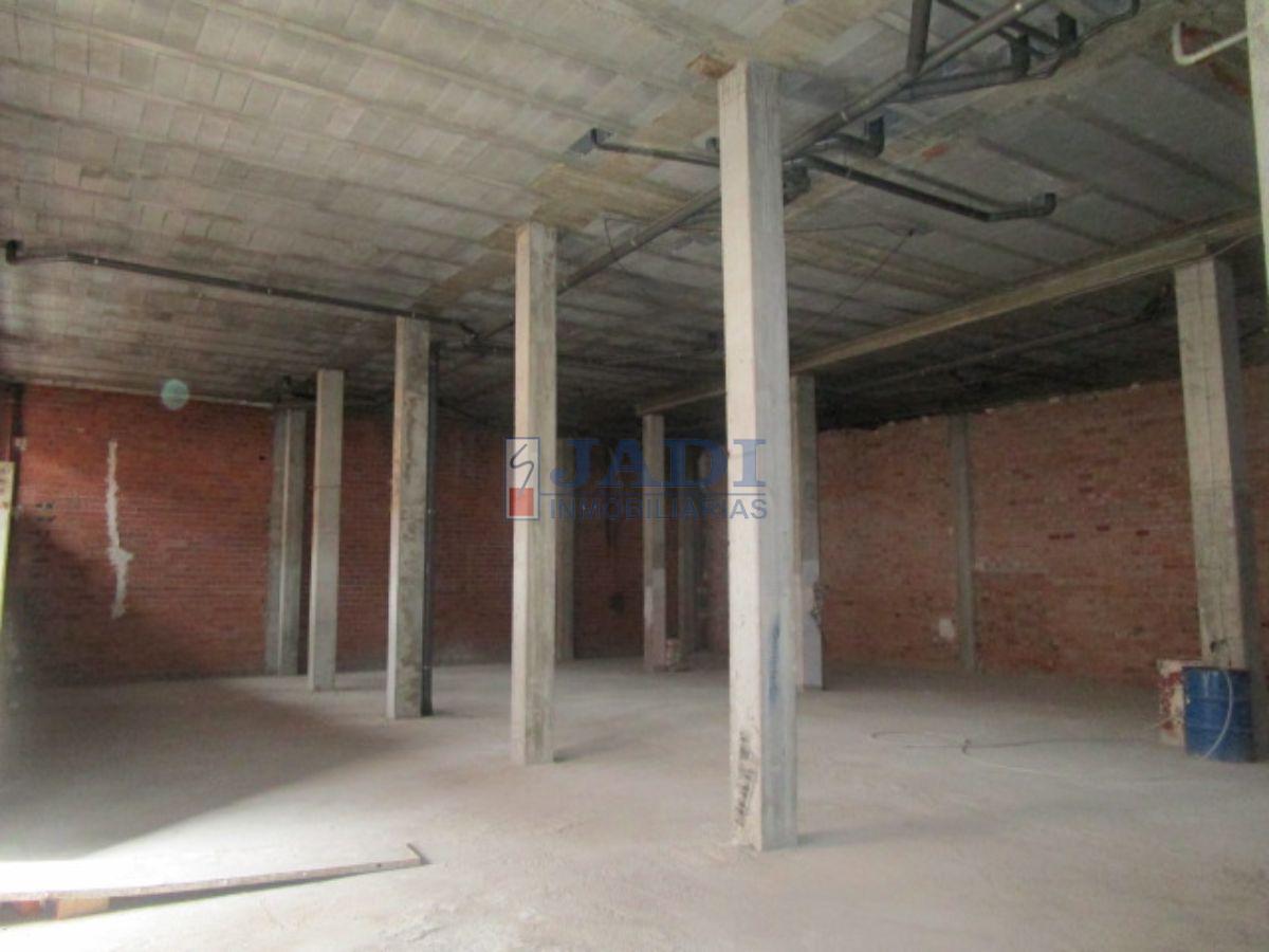 Alquiler de local comercial en Valdepeñas