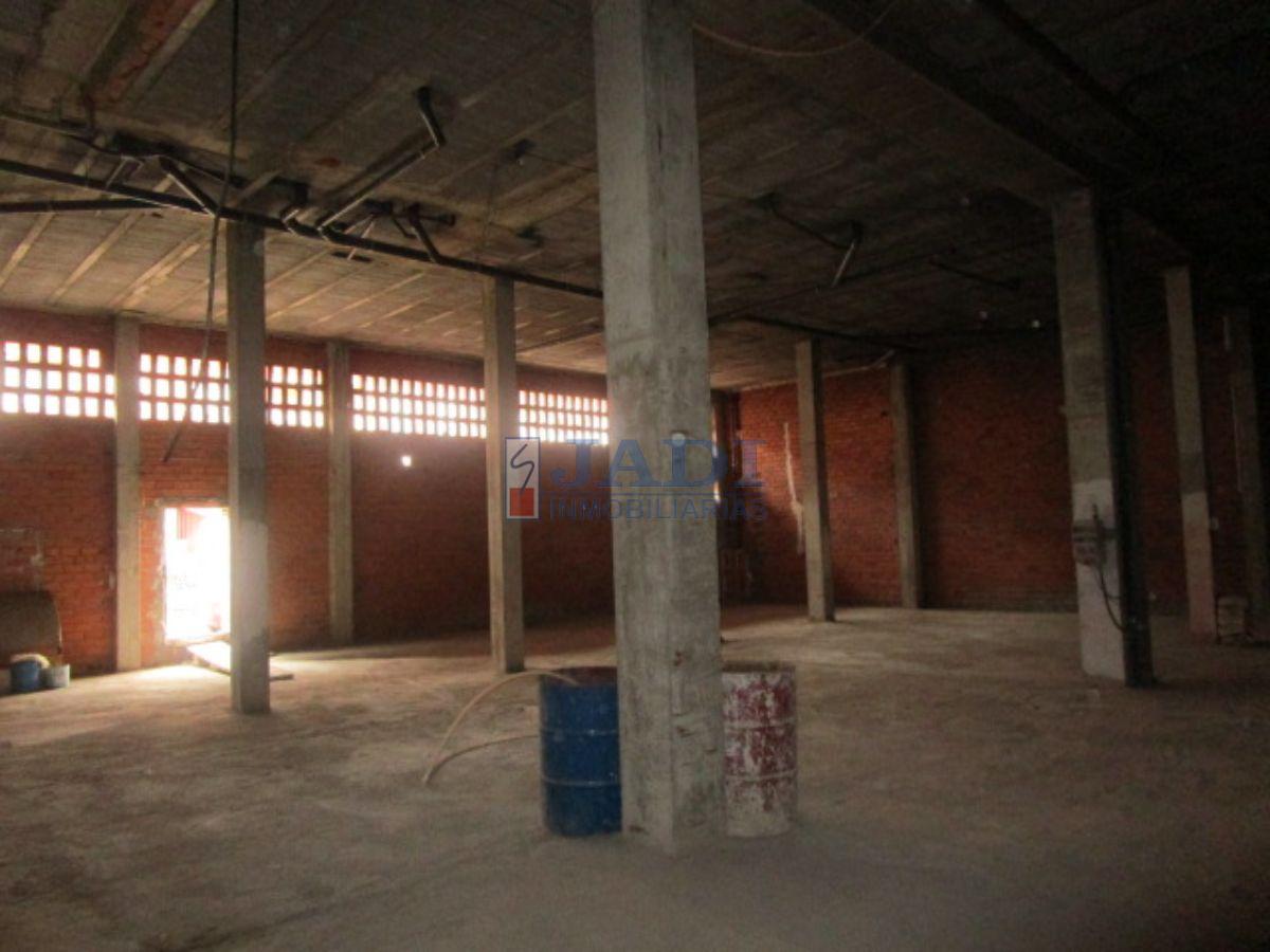 For rent of commercial in Valdepeñas