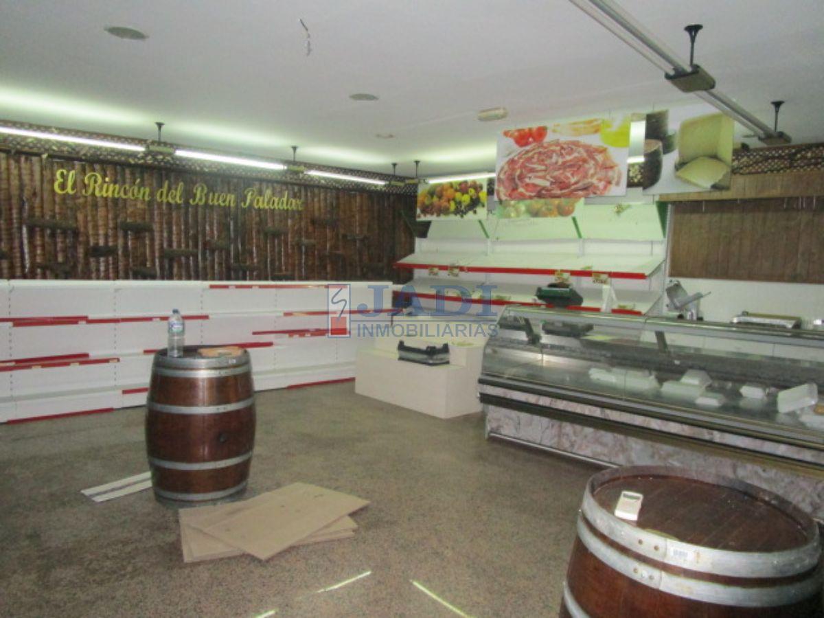 Venda de local comercial em Valdepeñas