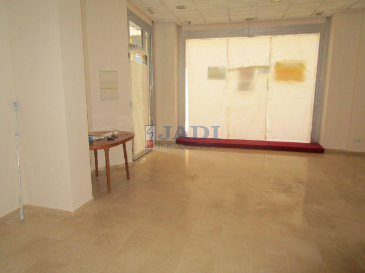 For rent of commercial in Valdepeñas