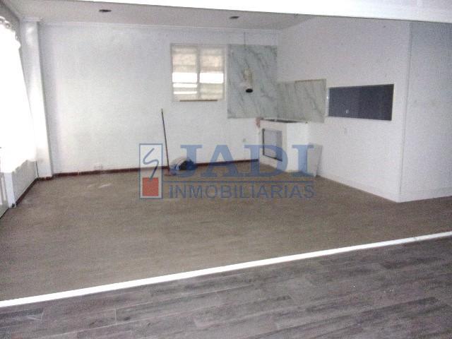 Venta de local en Valdepeñas