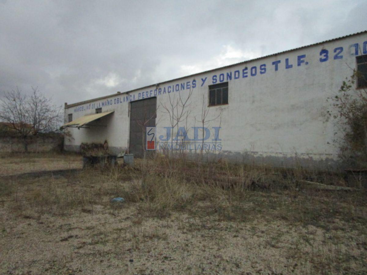 For rent of industrial plant/warehouse in Valdepeñas