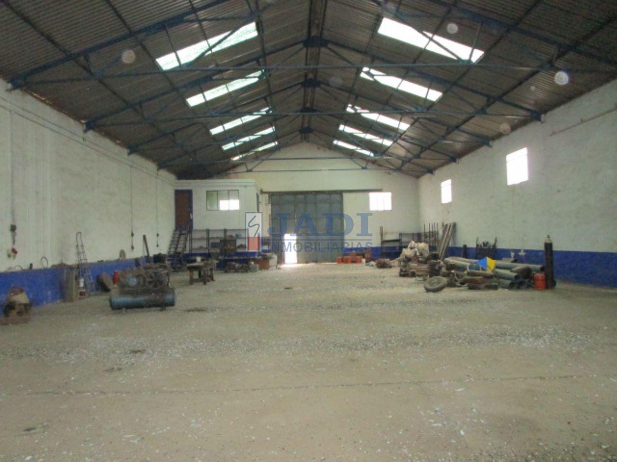 For rent of industrial plant/warehouse in Valdepeñas