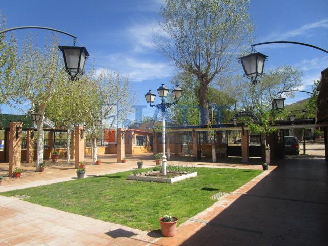 Venda de local comercial a Valdepeñas