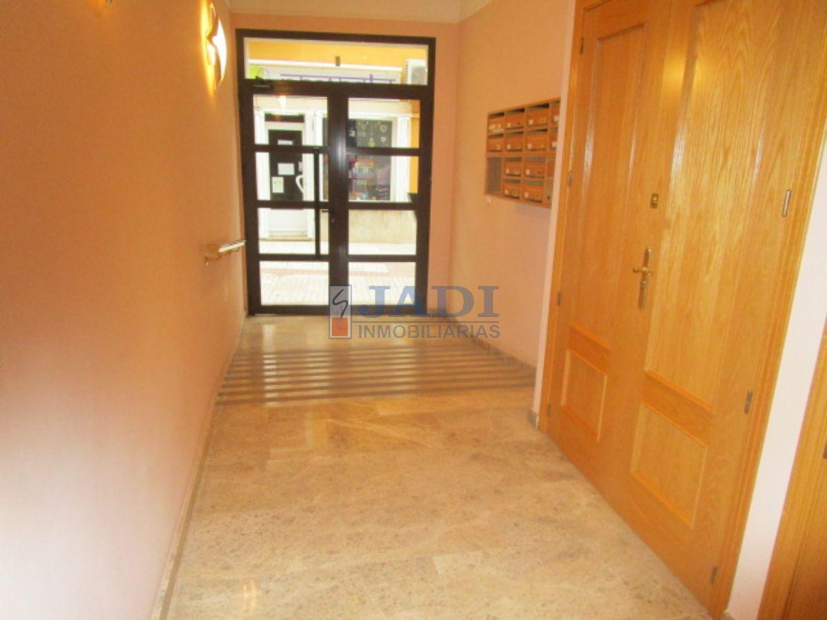 For sale of office in Valdepeñas