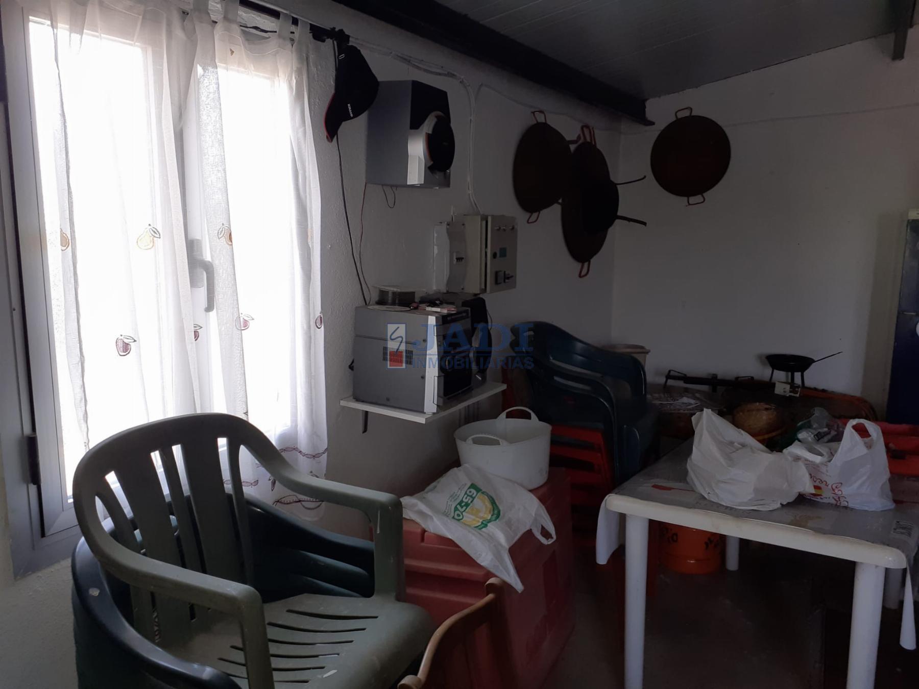 Venta de casa en Valdepeñas