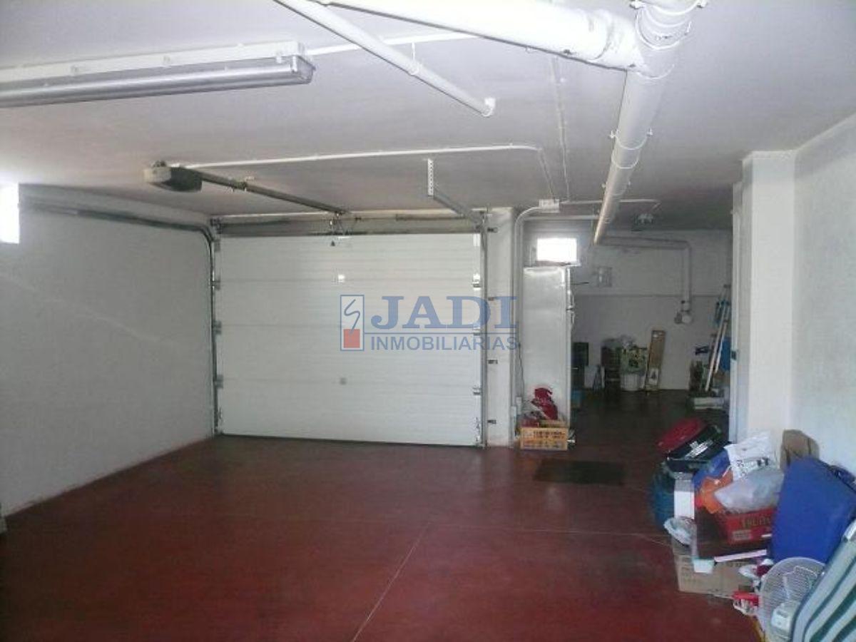For sale of house in Valdepeñas