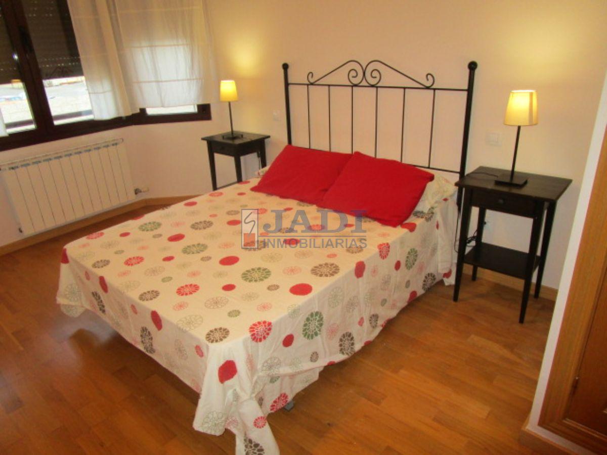 For sale of flat in Valdepeñas