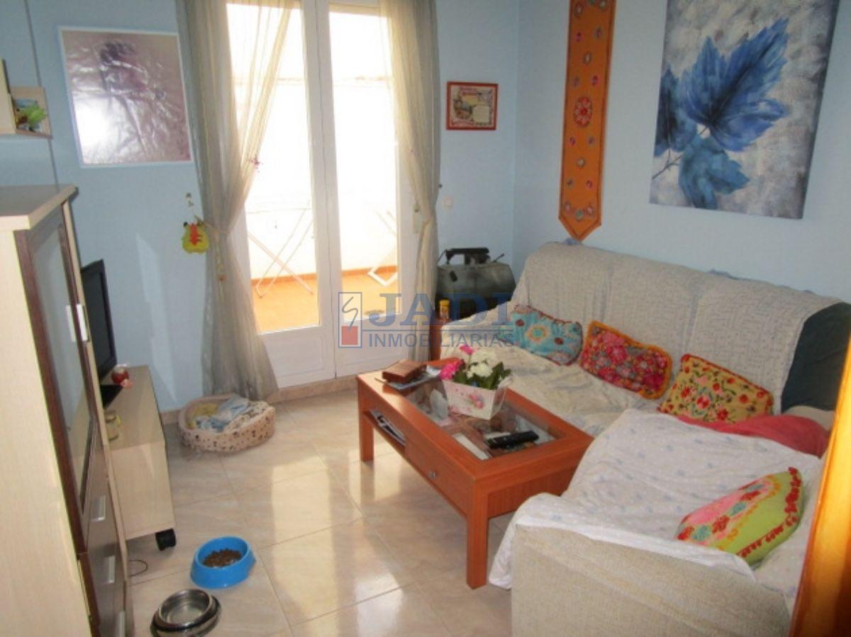 For sale of flat in Valdepeñas